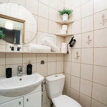 Netflix & Chill - Air Conditioning Apartment Warsaw